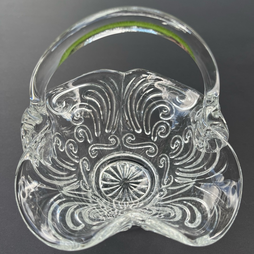 Art Glass Basket - swirl pattern